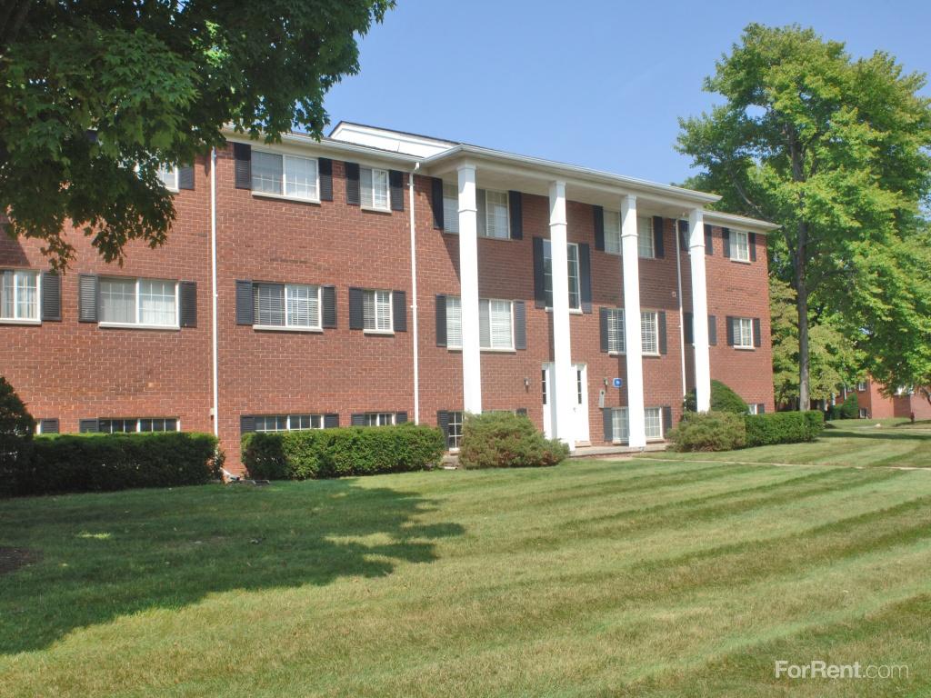 The Gables of Troy Apartments, Troy MI Walk Score
