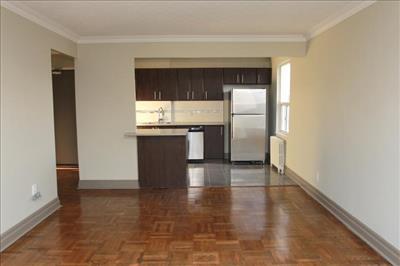 8 Oakwood and 206 - 212 Lakeshore Rd. E, 0BR - Located in the heart of Port Credit, this incredible walk up boasts fully renovated suites with gorgeous dark cabinetry, granite counter tops, gleaming hardwood floors and chic bathrooms