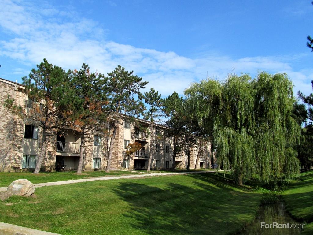 Aspen Creek Apartments, New Baltimore MI Walk Score