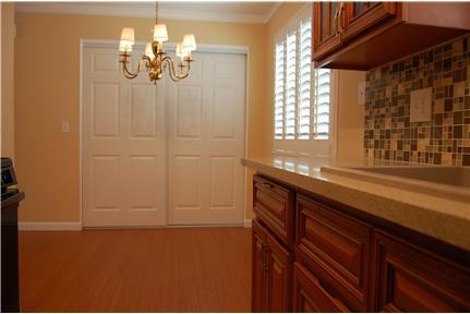 2 Bedrooms, 2 Bathrooms and one car Garage - Fremont Small complex (17 units) and 4 buildings