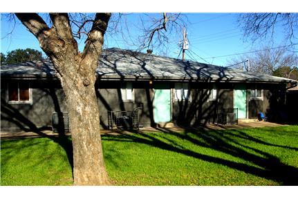 The Leaf Group - Austin Hardwood floors, walk-in closet, GREAT LOCATION! Ready now