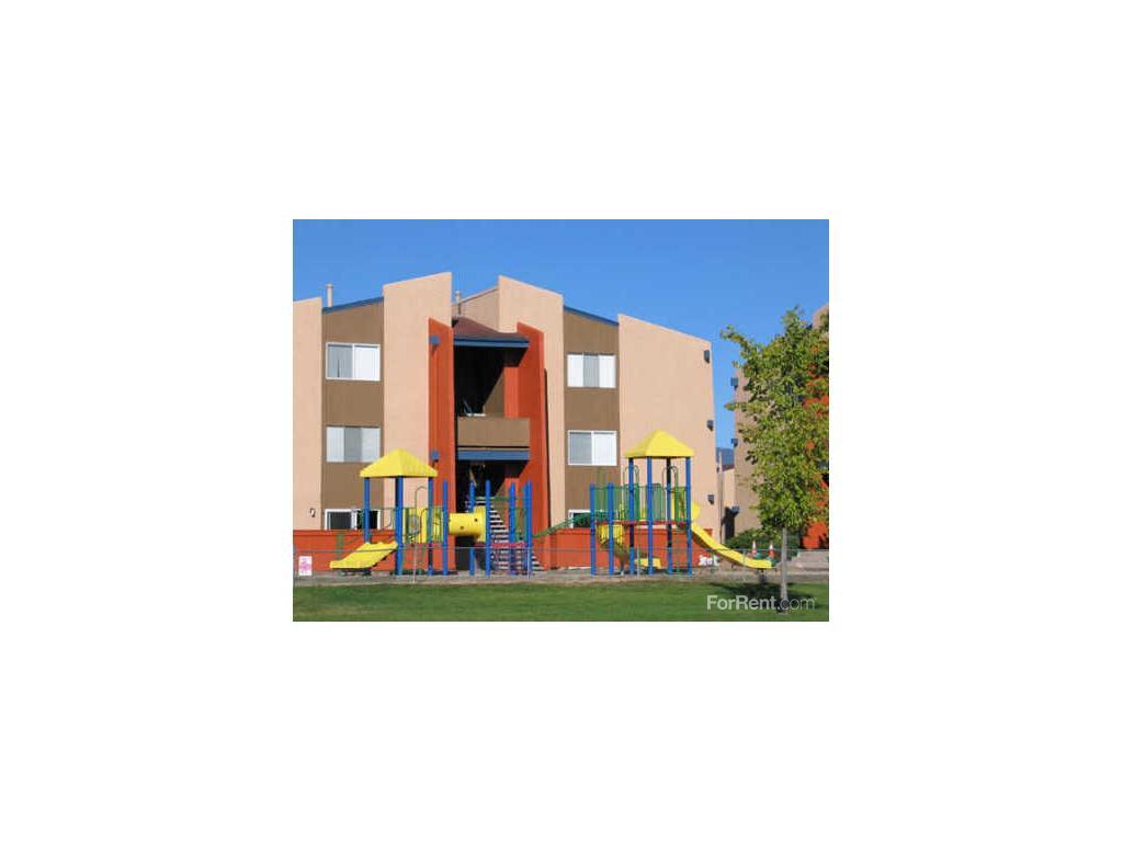 Greentree Village Apartments