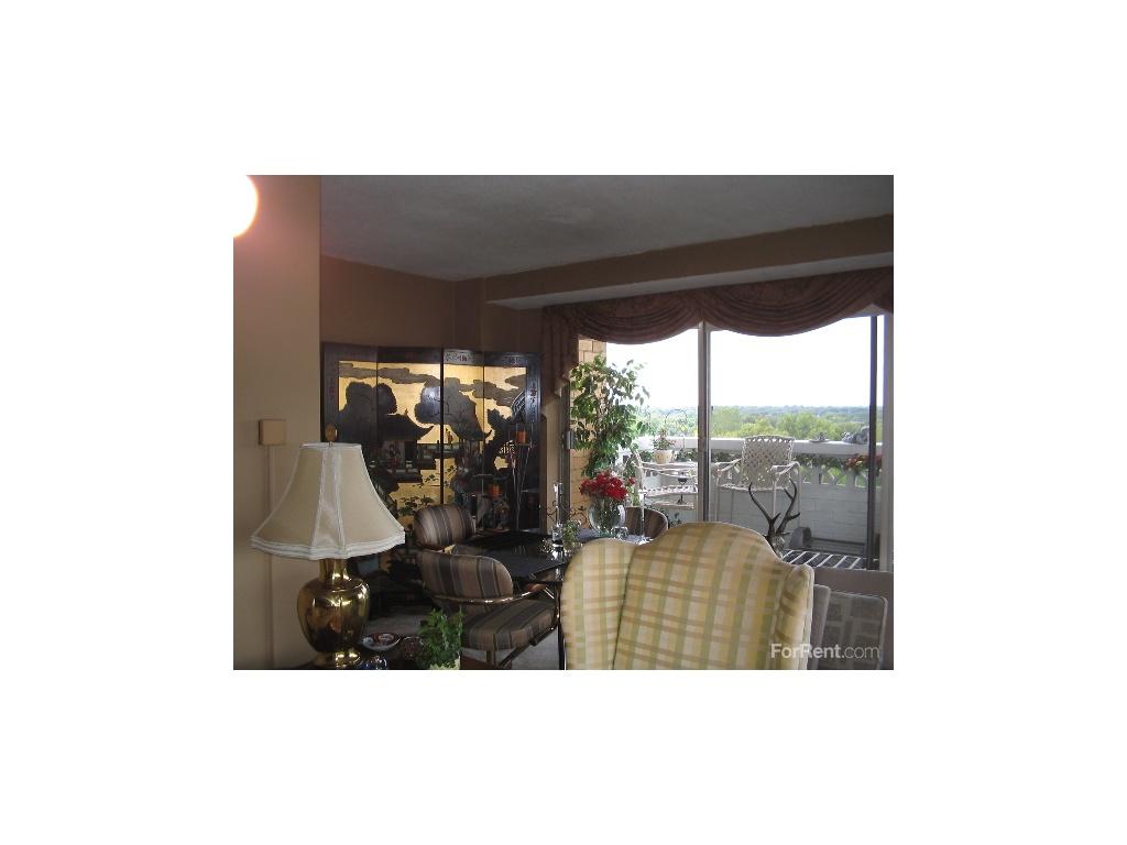 Cooper River Plaza Apartments, Pennsauken NJ Walk Score