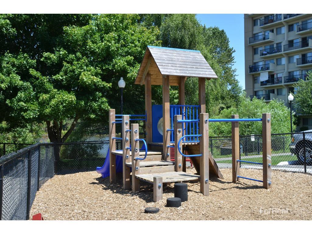 Coronado Springs Apartments Seattle Coronado Springs Apartments Seattle