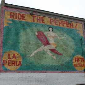 Photo of La Perla mural
