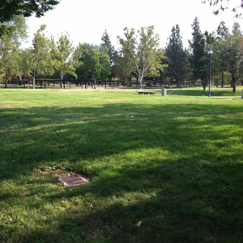 photo of Greenfair Park at 5601 Broadway Sacramento CA 95820