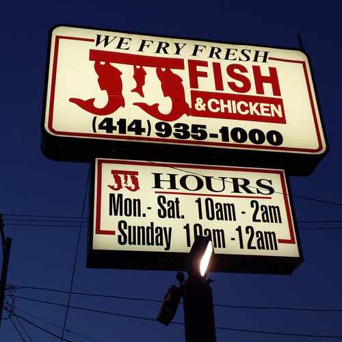photo of 1350-1374 North 35th Street at 3421 West Vliet Street Milwaukee WI 53208
