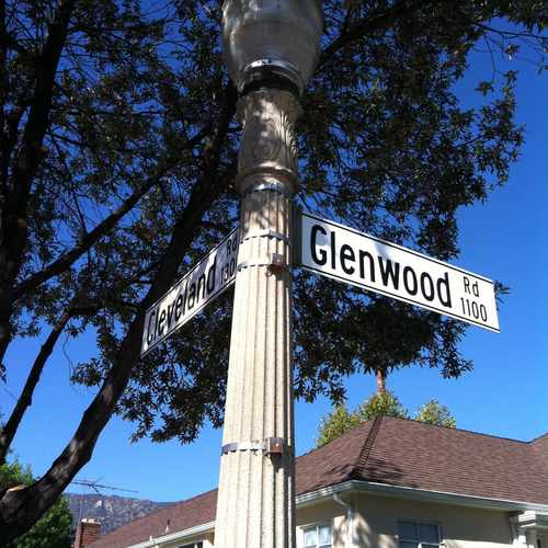 photo of Cleveland Rd/Glenwood Rd at 1107 Glenwood Road Glendale CA 91202