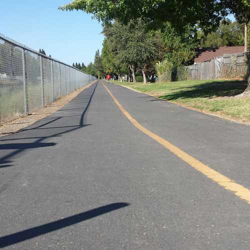 photo of 1042 Florin Road at 1040 Florin Road Sacramento CA 95831
