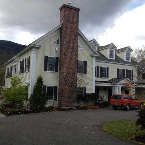 photo of The Reluctant Panther Inn and Restaurant at 39 West Road Manchester VT 05254