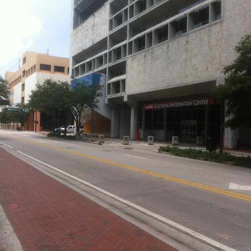photo of Broward County Main Library at 100 South Andrews Avenue Fort Lauderdale FL 33301