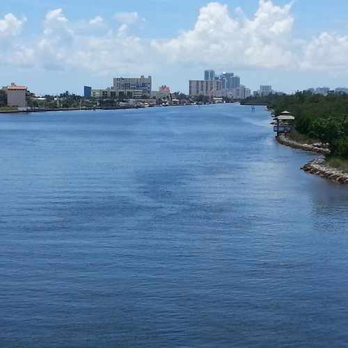 photo of Sheridan Street at Sheridan Street Hollywood FL 33019
