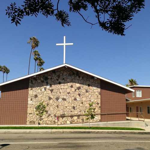 photo of 1060 South Oxnard Boulevard at 1012 Donlon Avenue Oxnard CA 93030