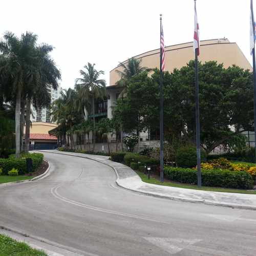 photo of On The Street at 401 SW 2nd St Fort Lauderdale FL 33388