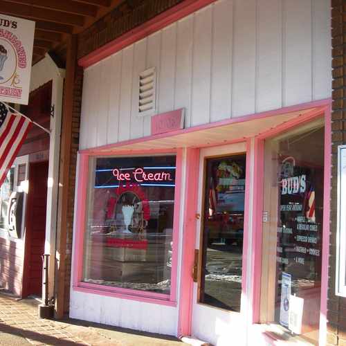 photo of Buds Ice Cream at 10098 Jibboom Street Truckee CA 96161