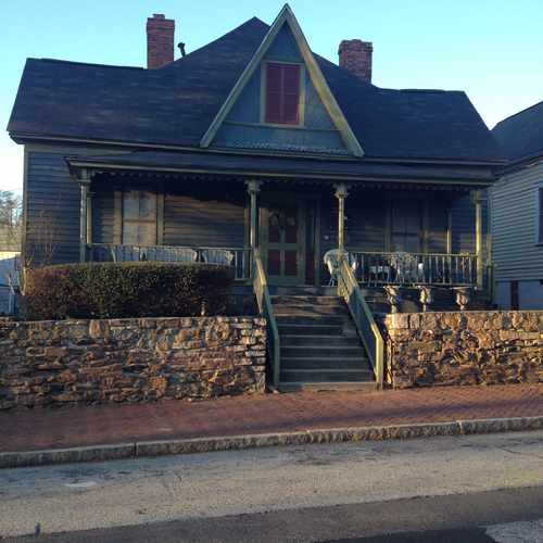 photo of Historic Auburn Avenue home at 524 Old Wheat Street Northeast Atlanta GA 30312