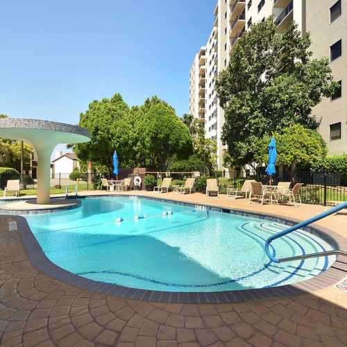 photo of Towers on Town Lake Condo at 40 North Interstate 35 Austin TX 78701