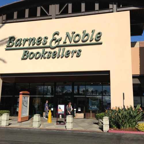 photo of Barnes & Noble Café at 7651 Carson Boulevard Long Beach CA 90808