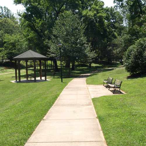 photo of Independence Park at 300 Hawthorne Lane Charlotte NC 28204