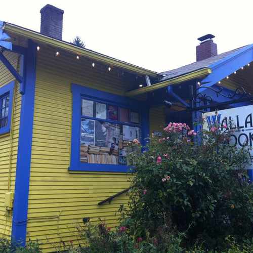 photo of Wallace Books at 7241 Southeast Milwaukie Avenue Portland OR 97202