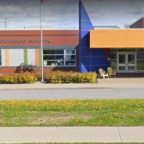 photo of St. Gabriel School at 400 Keyrock Drive Ottawa ON Canada