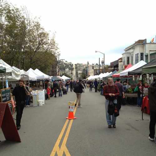 photo of Castro Farmers Market at 221 Noe Street San Francisco CA 94114