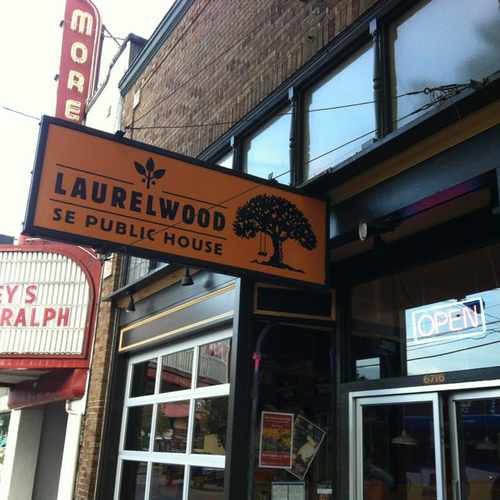 photo of Laurelwood SE Public House at 6668 Southeast Milwaukie Avenue Portland OR 97202