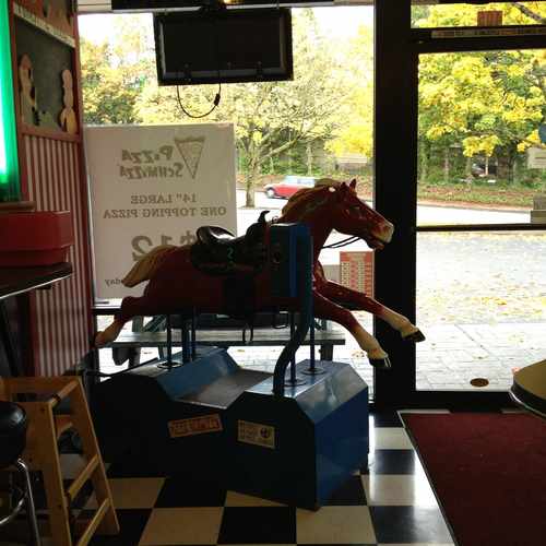photo of Pizza Schmizza at 405 Northwest Saltzman Road Portland OR 97229
