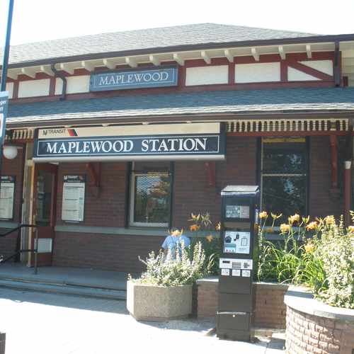 photo of 140 Maplewood Ave at 140 Maplewood Ave Maplewood NJ 07040