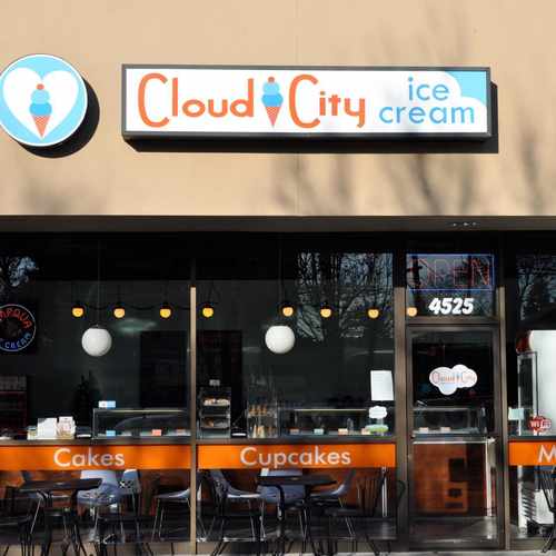 photo of Cloud City Ice Cream at 4525 Southeast Woodstock Boulevard Portland OR 97206