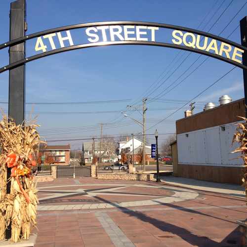 photo of 4th Street Square at 48 4th Street Belleville MI 48111