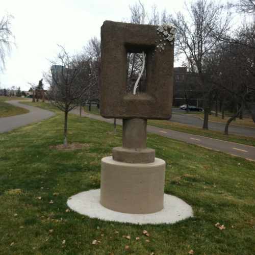 photo of Sculpture at 1020 Coventry Place Edina MN 55435