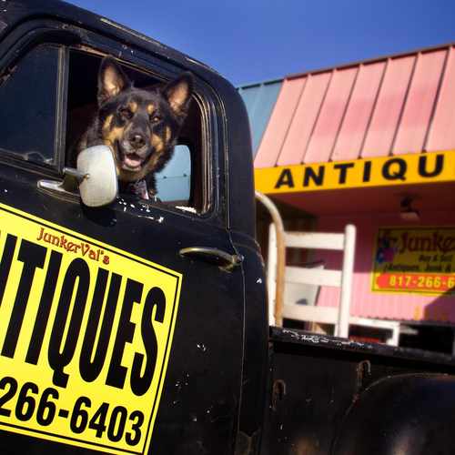 photo of JunkerVals Antiques and Vintage at 3458 Blue Bonnet Circle Fort Worth TX 76109