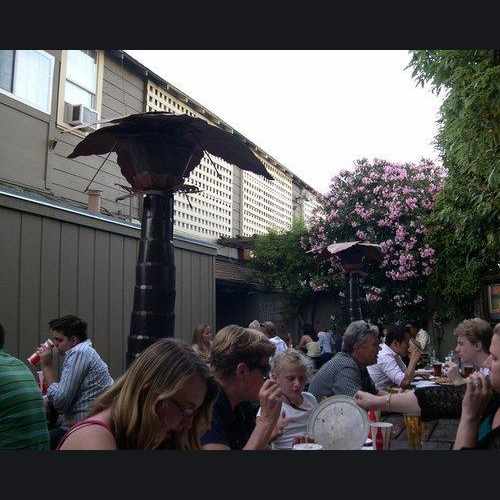 photo of The Oasis Beer Garden at 241 El Camino Real Menlo Park CA 94025