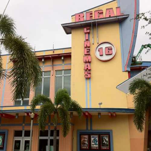 photo of Regal Cinema 16 at 8521 Southwest 124th Avenue Miami FL 33183
