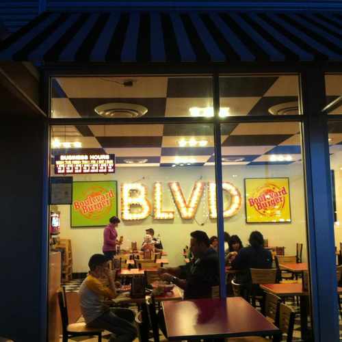 photo of Boulevard Burger at 3676 Castro Valley Boulevard Castro Valley CA 94546