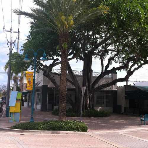 photo of Pineapple Grove at 140 Northeast 2nd Avenue Delray Beach FL 33444