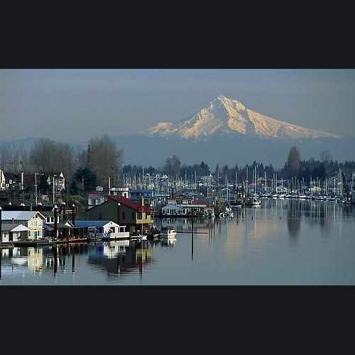 photo of off the bridge near Jantzen Beach at 11921 North Jantzen Street Portland OR 97217