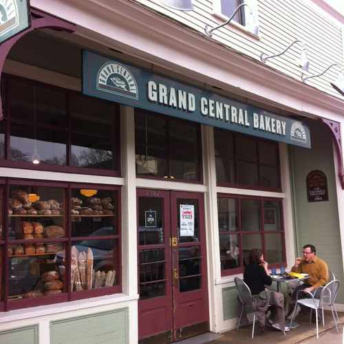 photo of Grand Central Bakery at 7987 Southeast 13th Avenue Portland OR 97202