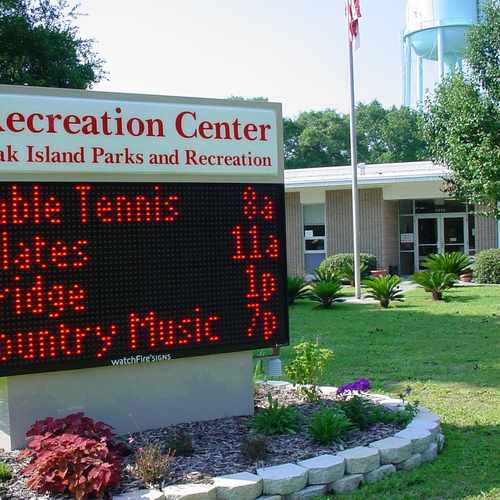 photo of Oak Island Recreation Center at 3003 East Oak Island Drive Oak Island NC 28465