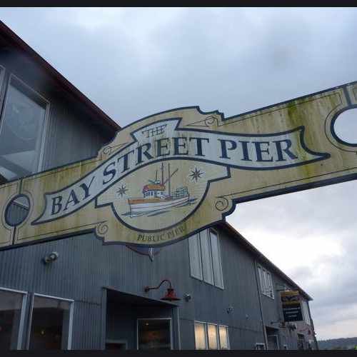 photo of Bay Street Pier, Newport, OR at 859 South Bay Front Newport Beach CA 92662