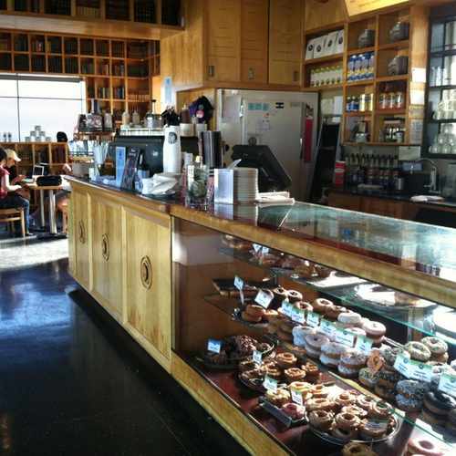 photo of Top Pot Doughnuts at 6845 35th Avenue Northeast Seattle WA 98115