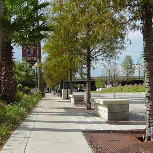 photo of Kirby south of Algerian at 3930 Kirby Drive Houston TX 77098