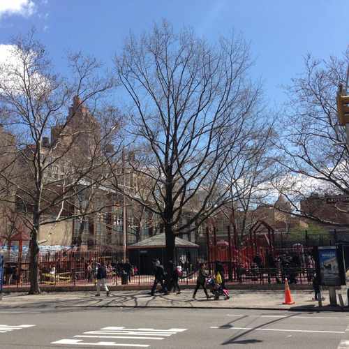 photo of PS 87 William T. Sherman School at 160 West 78th Street New York NY 10024