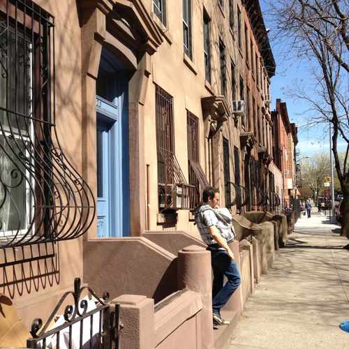 photo of Hip Dad at 604 Pacific Street Brooklyn NY 11217