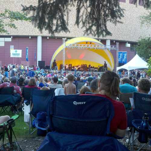 photo of Mayo Civic Center at 30 Civic Center Drive Southeast Rochester MN 55904