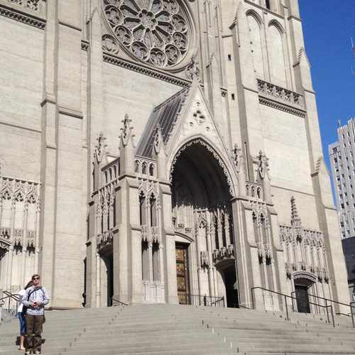 photo of Grace Cathedral at 99 Cushman Street San Francisco CA 94108