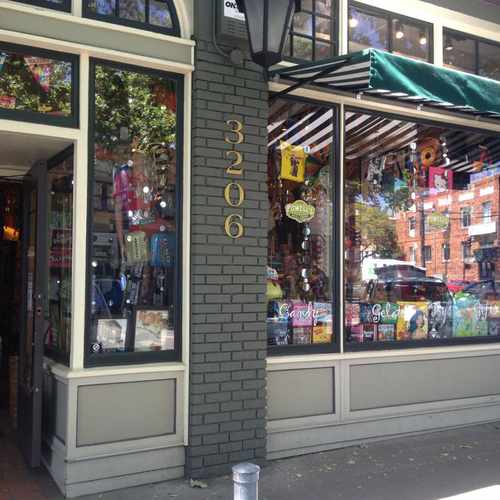 photo of Powell's Sweet Shoppe at 3206 College Avenue Oakland CA 94618