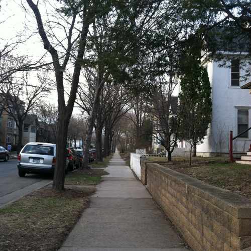 photo of Neighborhood Walk at 2525 Dupont Avenue South Minneapolis MN 55405