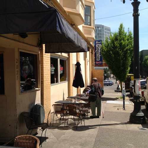 photo of Kingston Sports Bar & Grill at 2021 Southwest Morrison Street Portland OR 97205